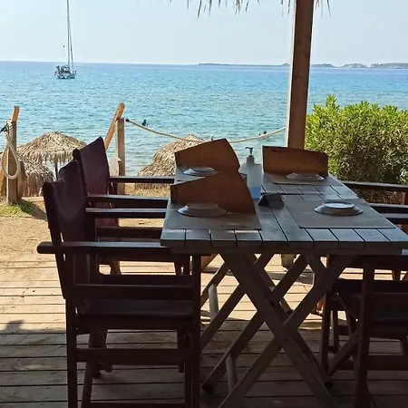 Beautiful Beachfront In Lixouri, Greece * ケファロニア