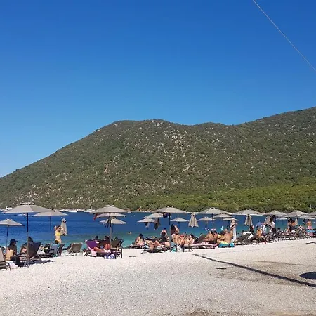 Beautiful Beachfront In Lixouri, Greece ケファロニア