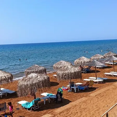 アパート Beautiful Beachfront In Lixouri, Greece *